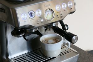 Siebtr?germaschine