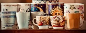 Verschiedene Arten von Cappuccinotassen 