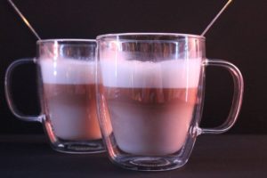 Doppelwandige Latte Macchiato Gl?ser mit Henkel